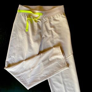 Livingston Figs Scrub Pants in Slate